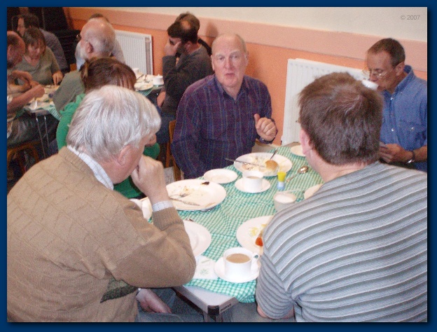 600x449 pixels (140K)